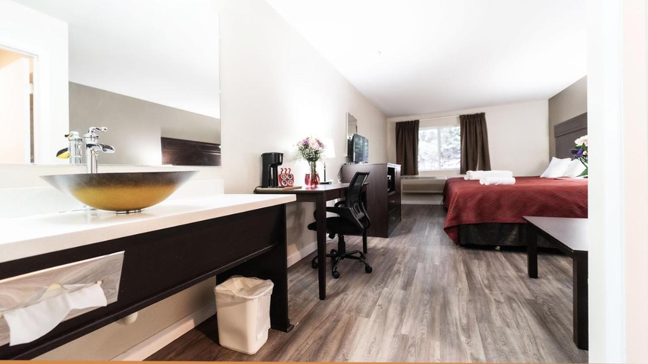Ocean Star Inn Секим Экстерьер фото